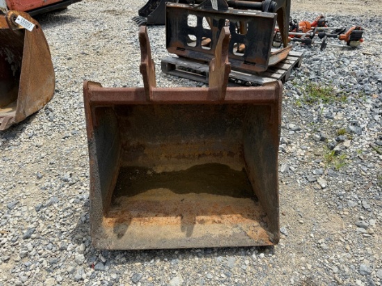 Kubota 36” Excavator Bucket For Kubota KX080 Series
