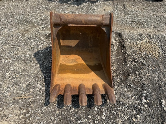 24” Excavator Bucket