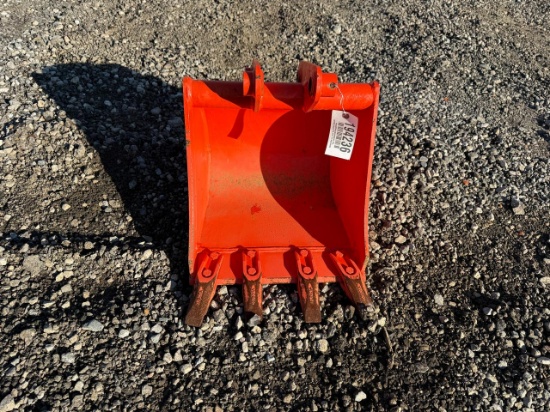 Kubota 18” Backhoe Bucket