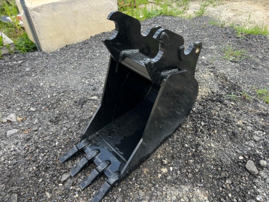 18” Quick Attach Excavator Bucket For KX80