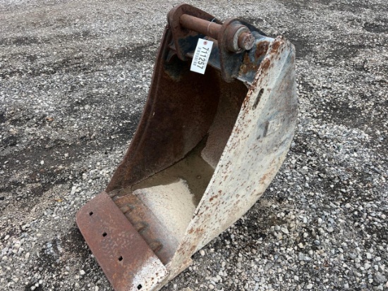 Caterpillar 22” Backhoe Bucket