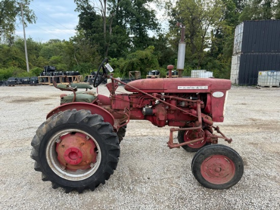 Farmall 140 Tractor