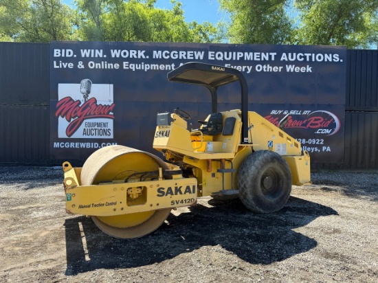 Sakai SV412D Smooth Drum Roller