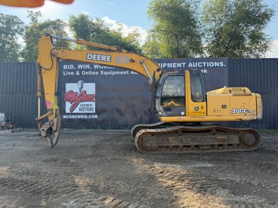 John Deere 200C LC Excavator