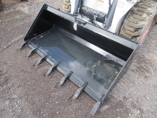 Wildcat 72" Skid Steer Tooth Bucket