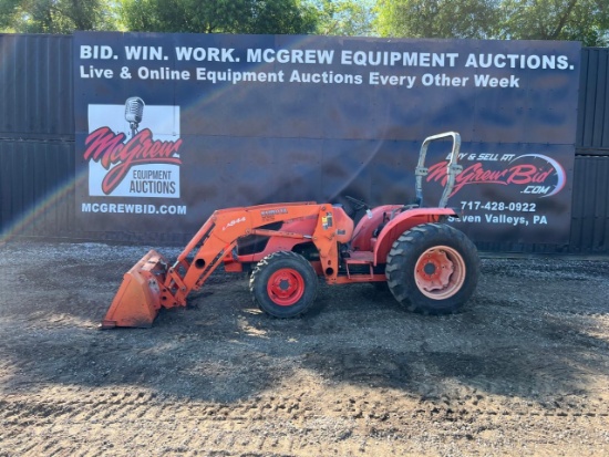 Kubota MX4700 Tractor