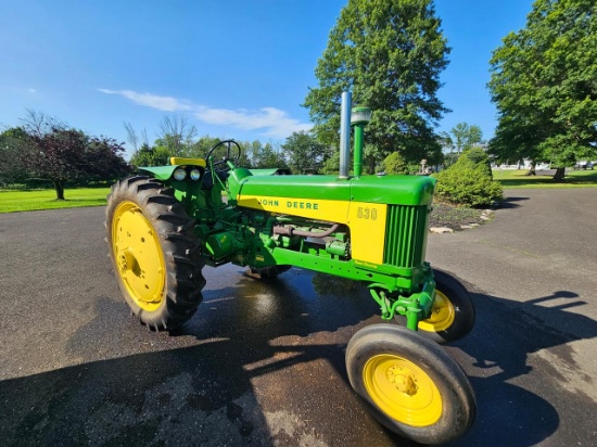 John Deere 530 Tractor