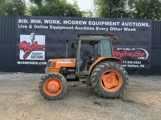 Kubota M6800 Tractor