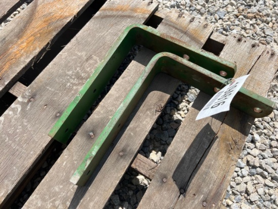 John Deere Set Of Step Brackets NOS For 2-Cylinder John Deere