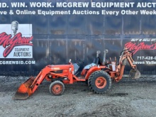 Kubota B7800 Tractor Loader Backhoe