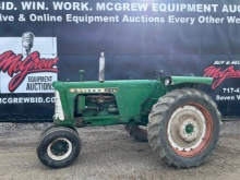 Oliver 770 Narrow Front Tractor