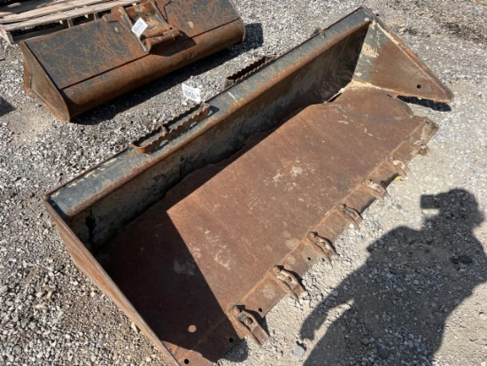 Caterpillar 86” Skid Loader Bucket