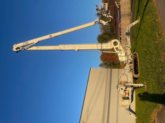 2022 CMC 105HD Tracked Lift