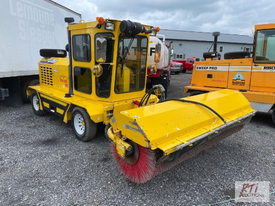 Superior Broom SM 80k self propelled sweeper, cab, AC, water system, Kubota diesel, 1032 hours SN