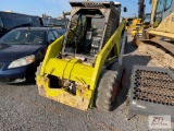 Bobcat 7743 skid loader, runs but boom not moving... ... ... ... ...