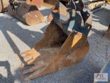 24in digging bucket for KX80