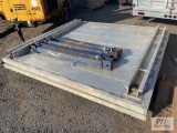 Aluminum trench box