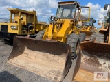International 520 wheel loader with GP bucket, BOS