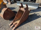 12in excavator digging bucket