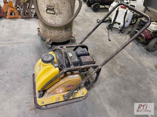 Sakai tamper, Honda engine