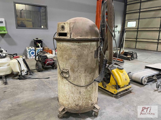 The big succer shop vacuum