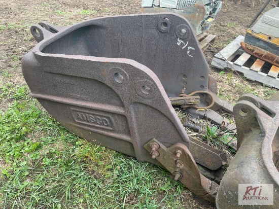 (2) Drag buckets