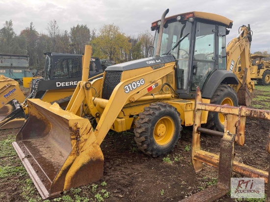 2002 John Deere 310SG backhoe, 1890 hours, 4WD, Turbo, Cab, Heat/AC, SN:T0310SG9033