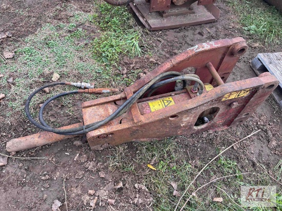 Hydraulic breaker attachment