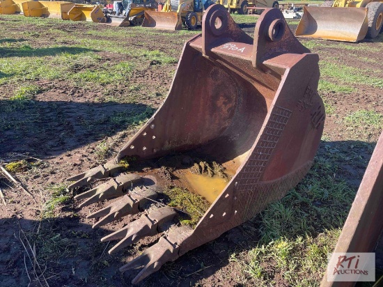 H&H 40" digging bucket