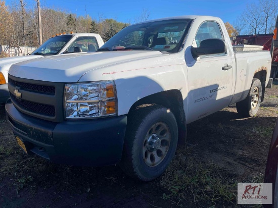 2011 Chevy Silverado 1500 regular cab pickup, 215K. miles, 4WD, VIN:1GCNKPE04BZ223531