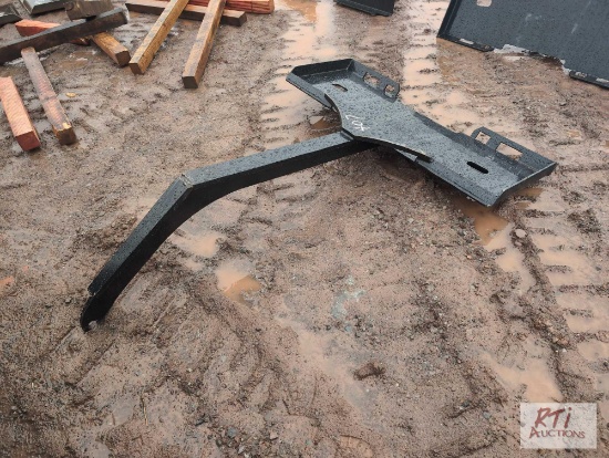 Skid loader mount boom pole
