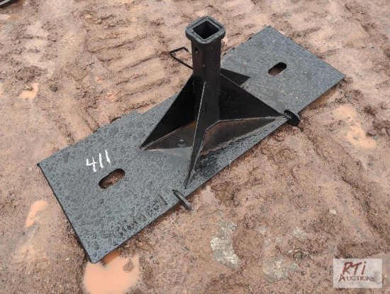 Skid loader mount hitch receiver