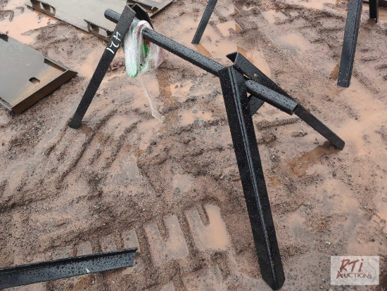 Rotating A-frame shooting target