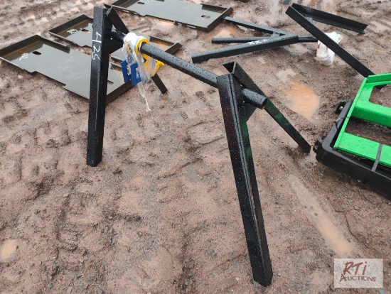 Rotating A-frame shooting target
