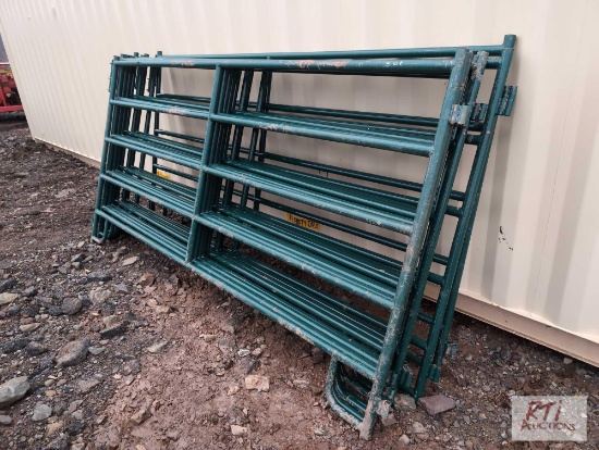 9X 9ft corral gates