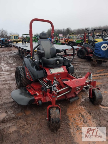 Ferris ISX3300 commercial zero turn mower, 61in deck, VanGuard 40hp engine, suspension seat, 498 hrs