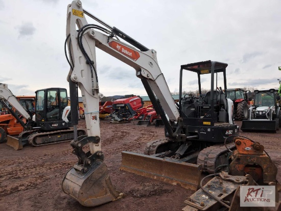 2023 Bobcat E50 R2 series mini excavator, hydraulic backfill blade, quick coupler, OROPS, 24in