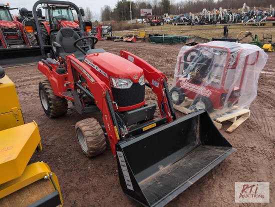 New Massey Ferguson GC1725 compact tractor, M series, 4WD, loader, HST, 0 hrs