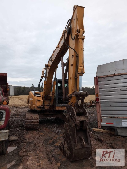 Case CX135SR excavator, hydraulic quick coupler, 24in digging bucket, cab, heat, A/C, 7304 hrs.,