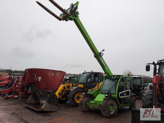 Merlo P27.6 telehandler, 4ft forks, cab, heat, A/C, 98 hrs