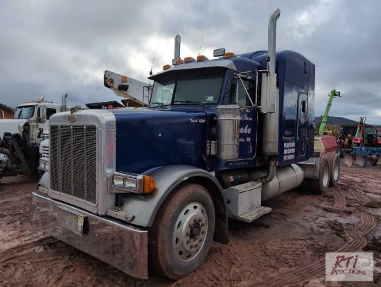 2000 Peterbilt sleeper cab tractor, Fuller 10 speed transmission, 12K front, 18K rears, Cat engine,