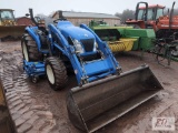 New Holland TC45DA tractor, 4WD, loader, belly mower, HST, 872 hrs