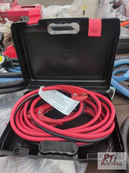 New 25ft, 800 amp extra heavy duty booster cables