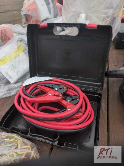 New 25ft, 800 amp extra heavy duty booster cables
