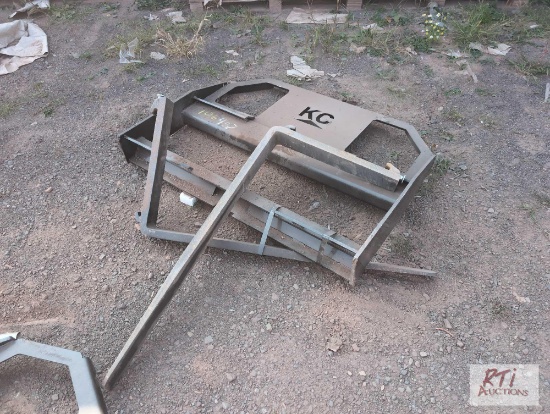 New KC skid steer 42in forks