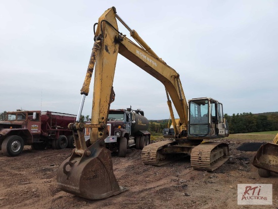 Komatsu PC200 excavator pin on digging bucket, cab, 12,892 hrs