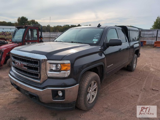 2015 GMC Sierra 4 door pickup, 4WD, PW, PL, A/C, bed cap, 145,518 miles