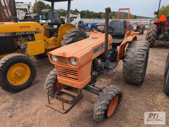 Kubota L1501 4WD diesel compact tractor, 1460 hrs