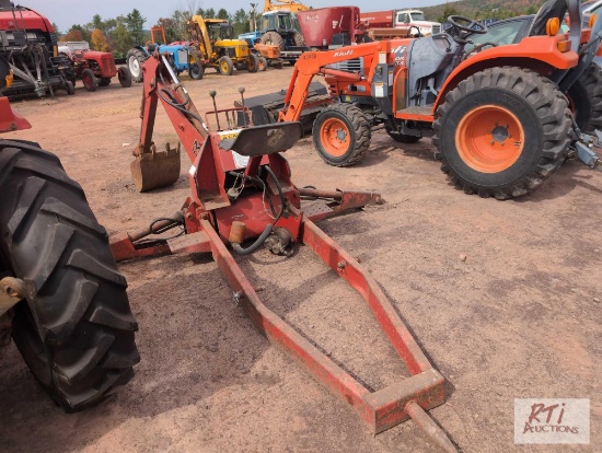 Massey Ferguson 1017 tractor backhoe attachment