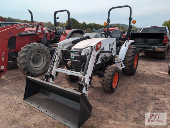 New Bobcat CT2025 tractor, 4WD, quick attach loader, GP bucket, HST, 1 hr.